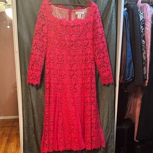 Oscar de la Renta Vibrant Red Lace Long Sleeve Dress